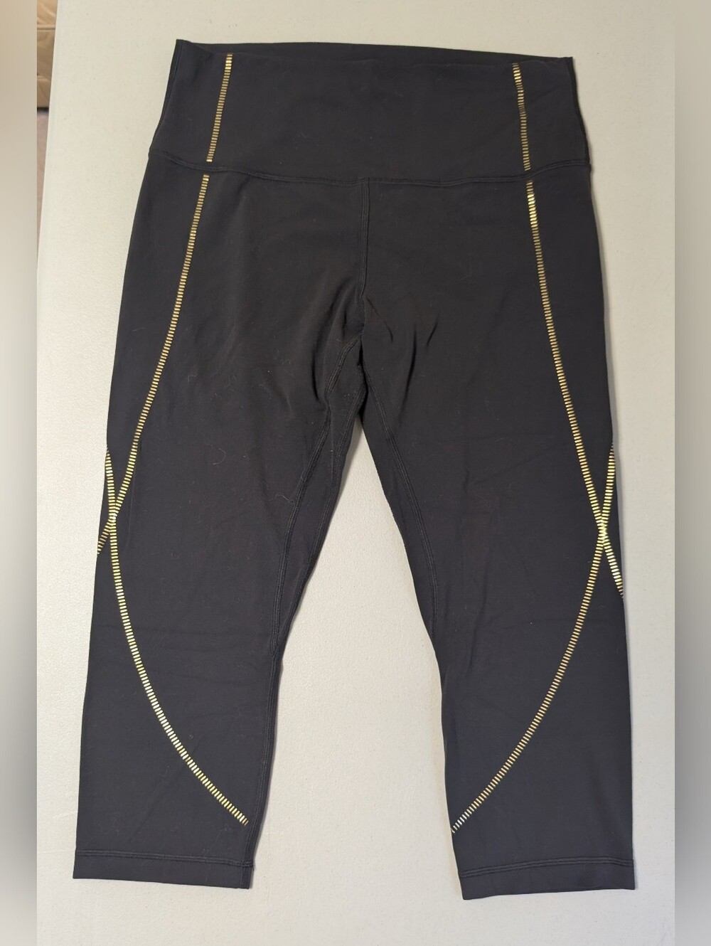 Lululemon size 12 Align leggings with gold - Picture 1 of 8